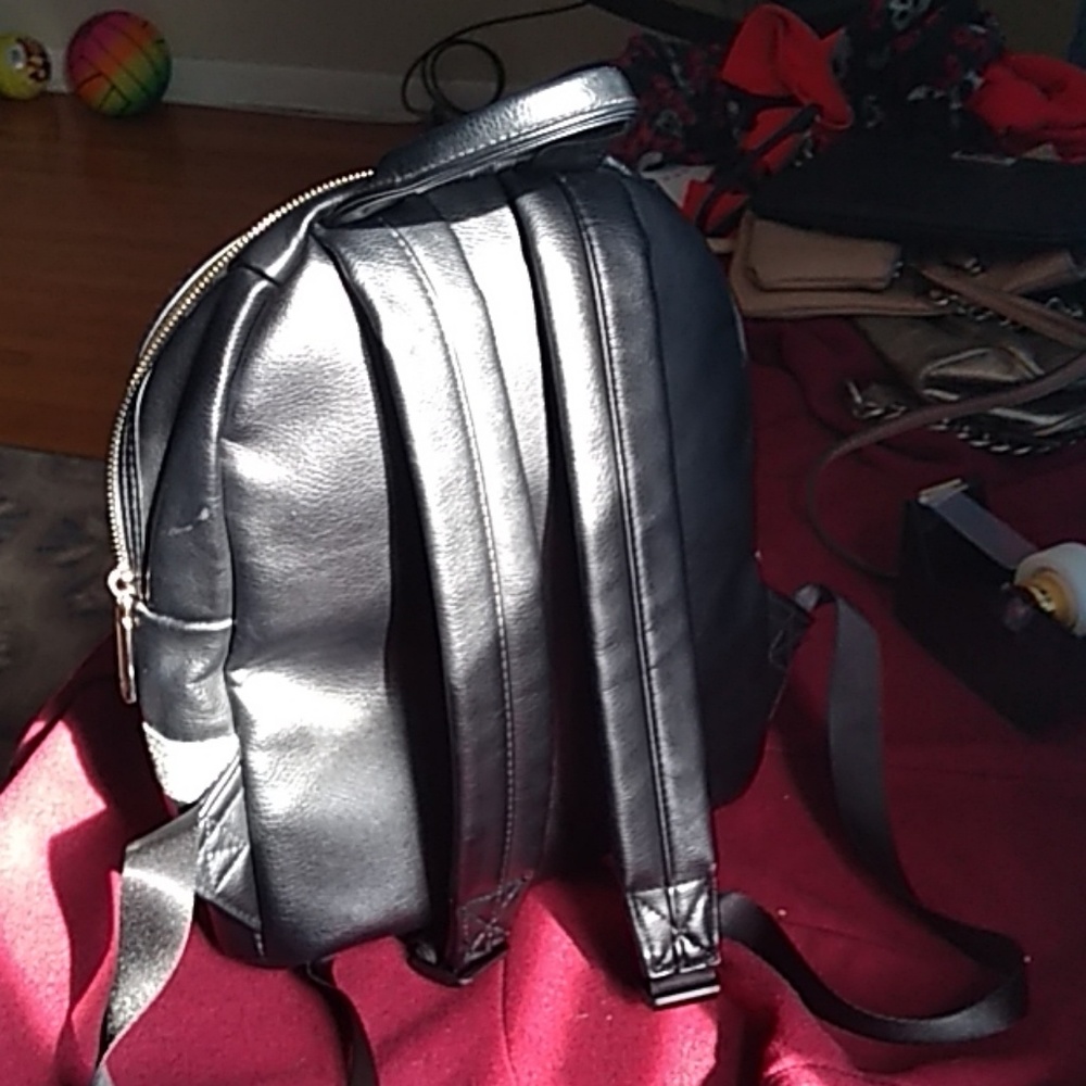 Steve madden small backpack - Picture 2 of 3